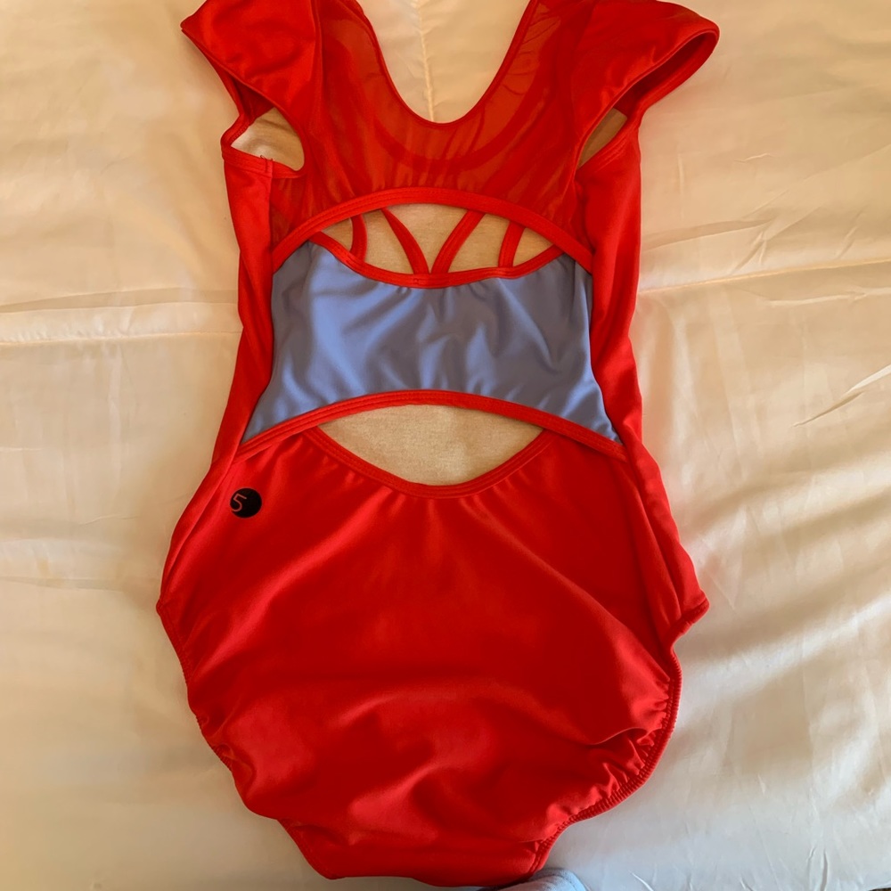 Like new size small adult five dancewear Leotard